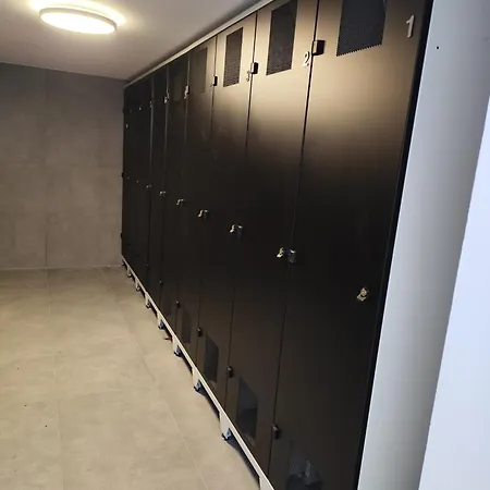 2 - Pstruzi דירה *
